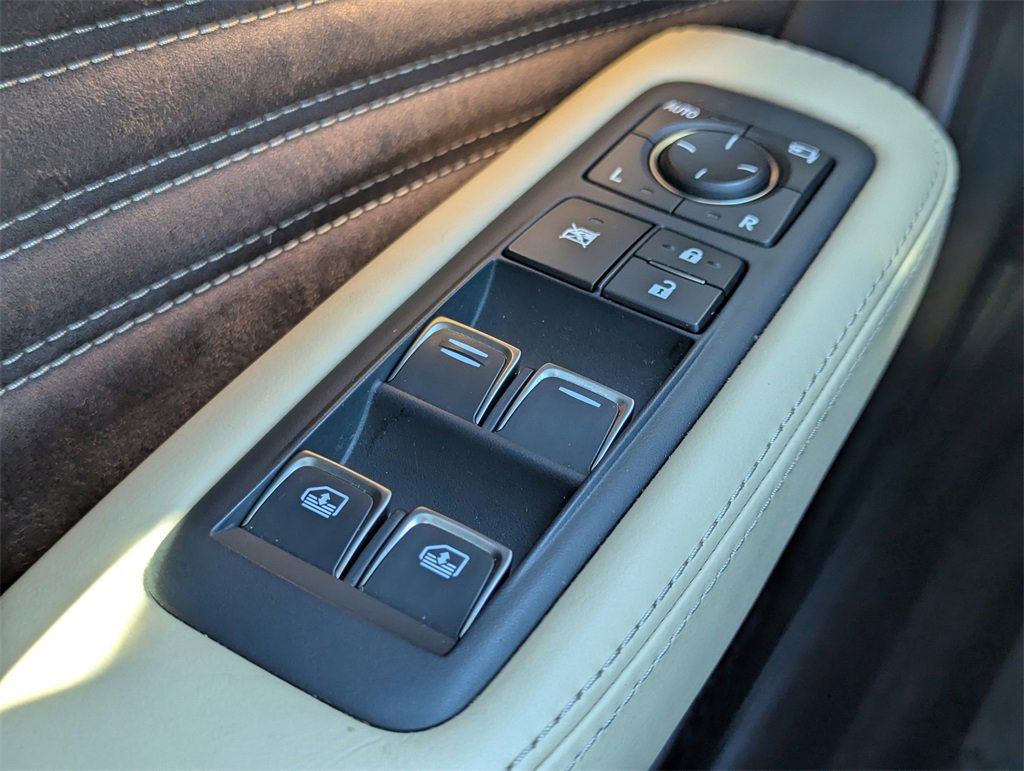 Used 2020 Lexus LS 500 w/ Luxury Package image 18