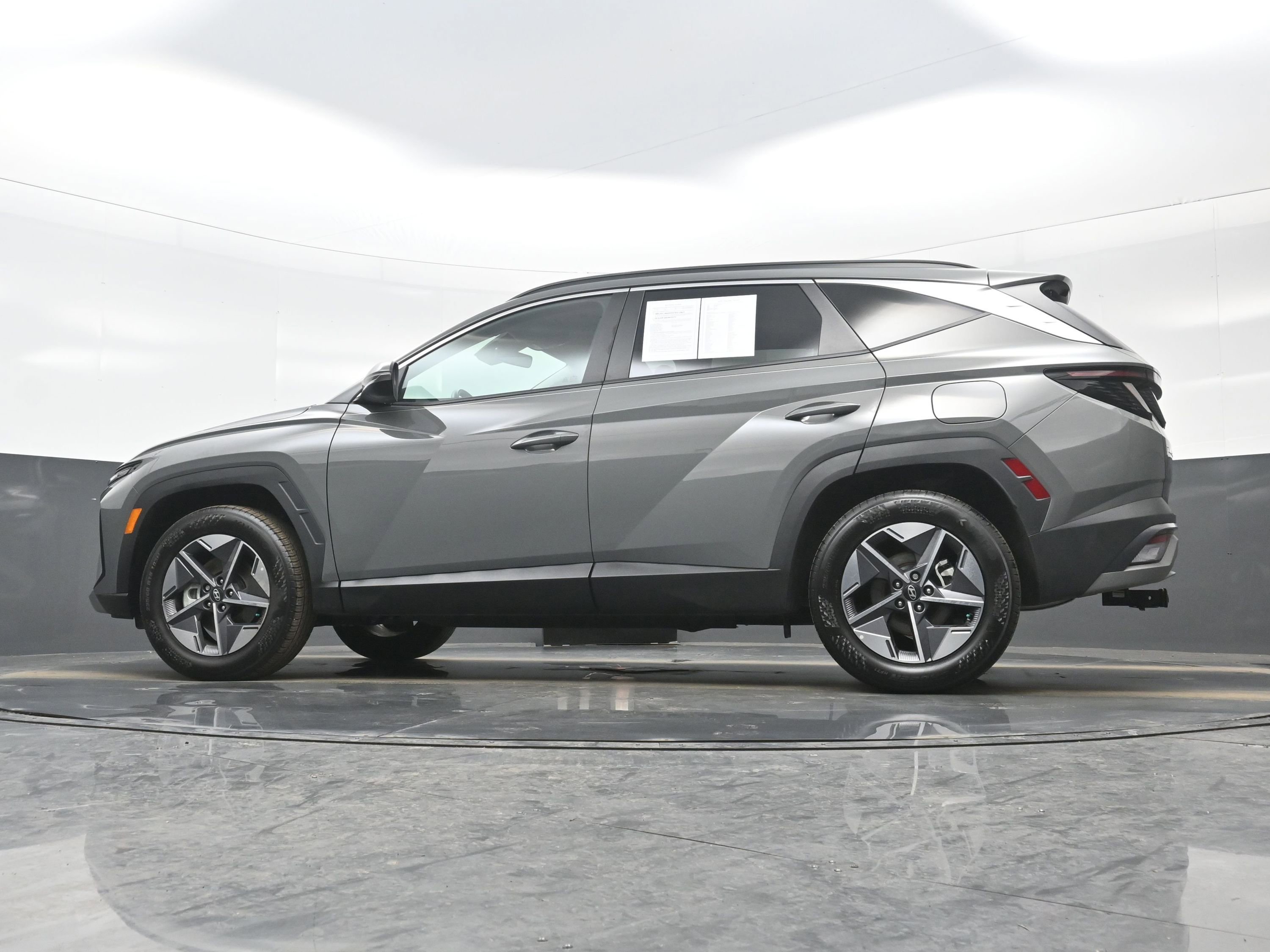 Certified 2025 Hyundai Tucson SEL image 28