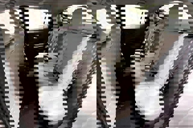 New 2026 Toyota Prius XLE image 10