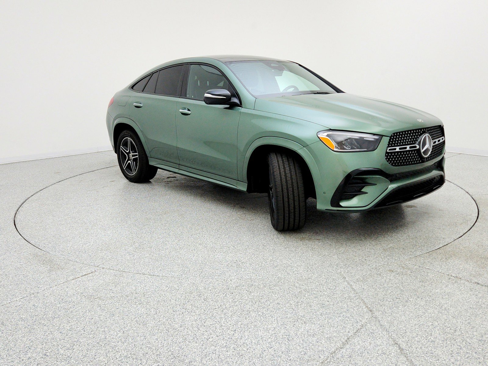 Certified 2025 Mercedes-Benz GLE 450 4MATIC Coupe w/ Winter Package image 3