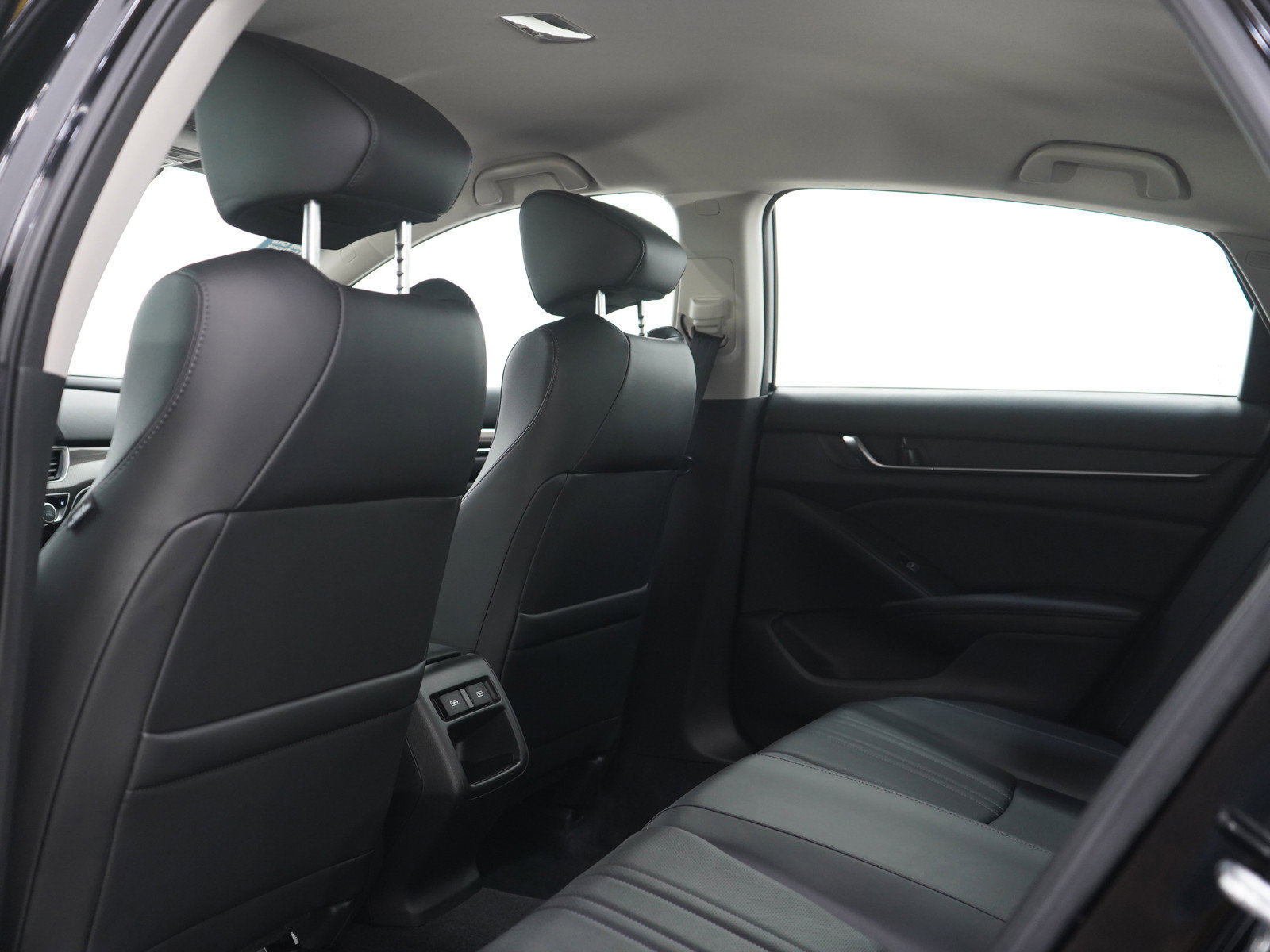 Used 2022 Honda Accord Sport Special Edition image 16