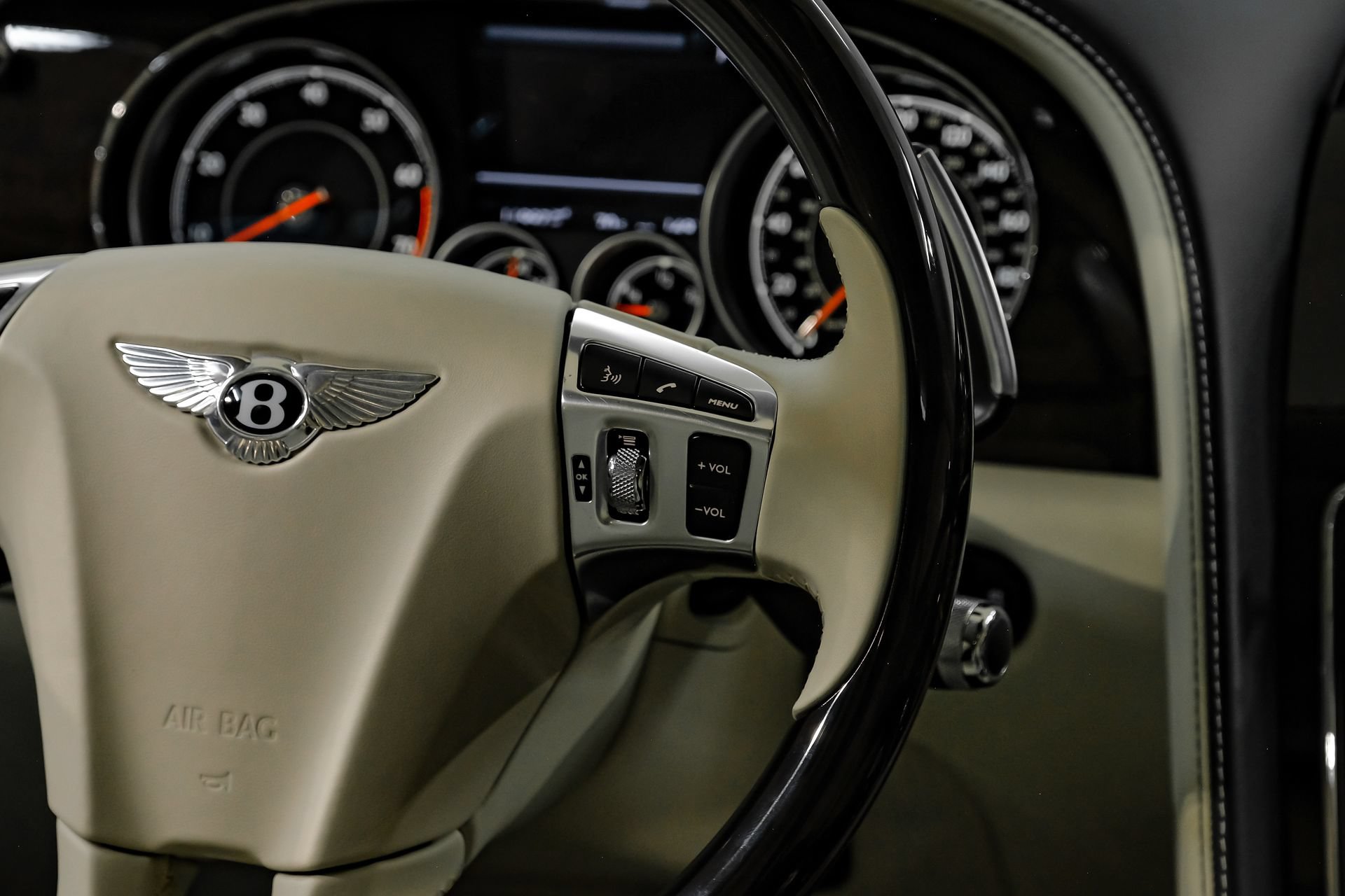 Used 2018 Bentley Flying Spur W12 AWD/4WD image 26
