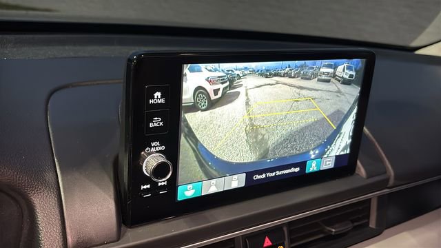 Used 2023 Honda Pilot Touring image 17