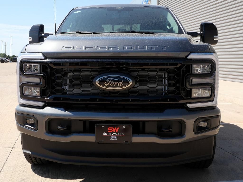 New 2026 Ford F350 Lariat w/ Black Appearance Package AWD/4WD image 4