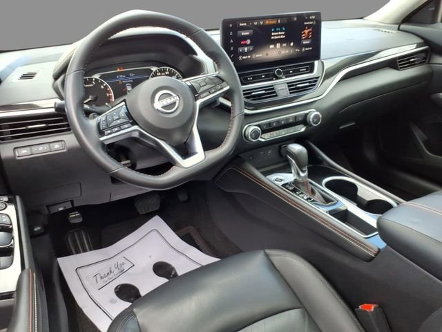 Used 2023 Nissan Altima 2.5 SR w/ SR Premium Package FWD image 6