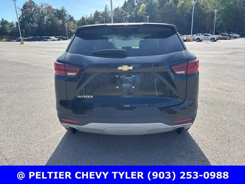 Used 2023 Chevrolet Blazer LT w/ Driver Confidence Package image 6