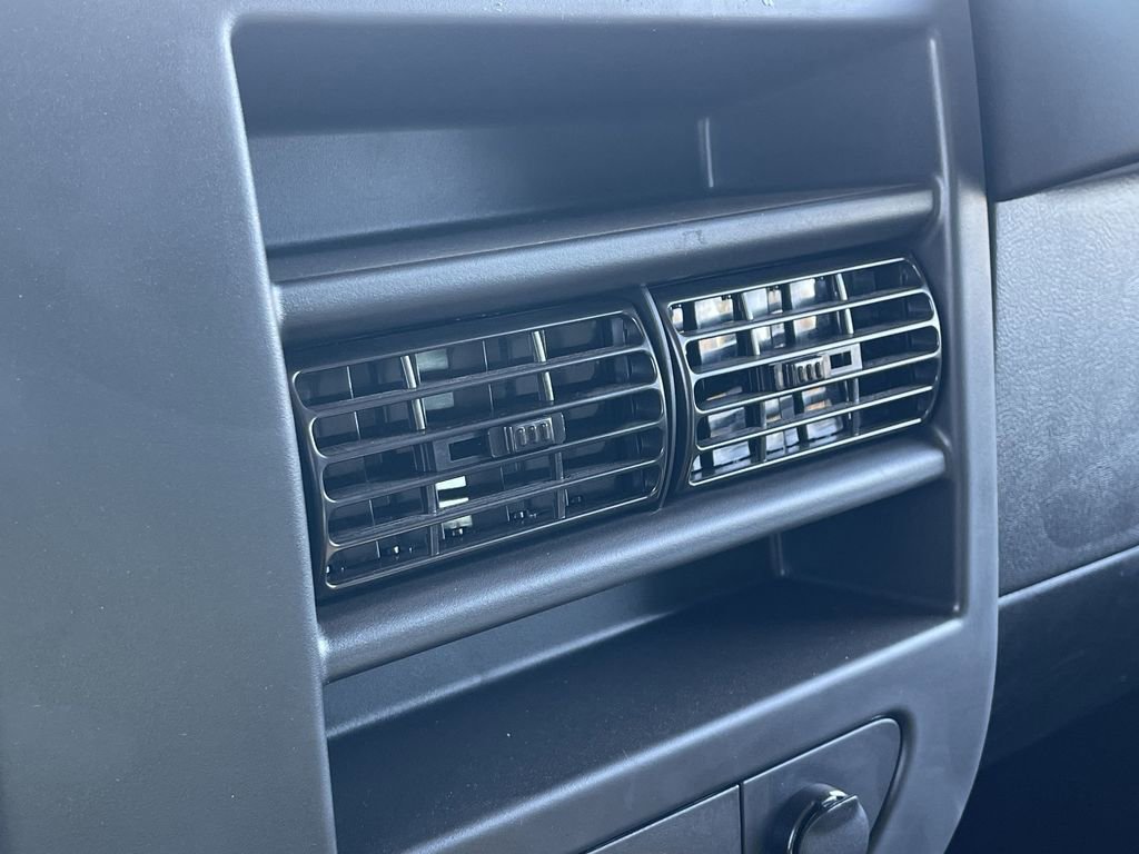 New 2025 GMC Savana 2500 Extended w/ Driver Convenience Package image 21