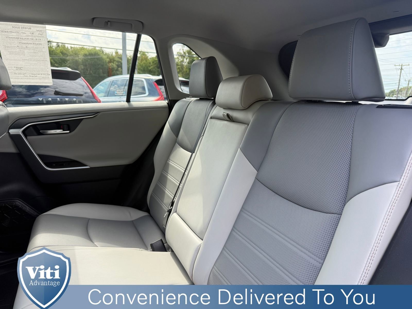 Used 2019 Toyota RAV4 Limited image 22