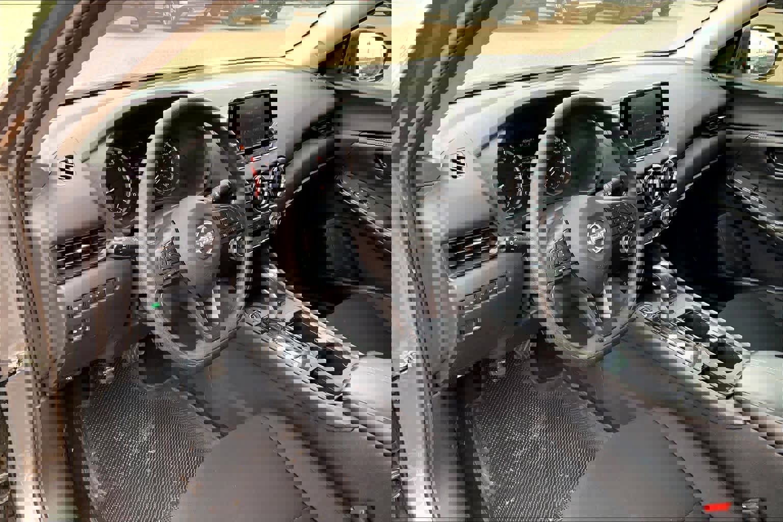 Used 2024 Nissan Sentra S image 18