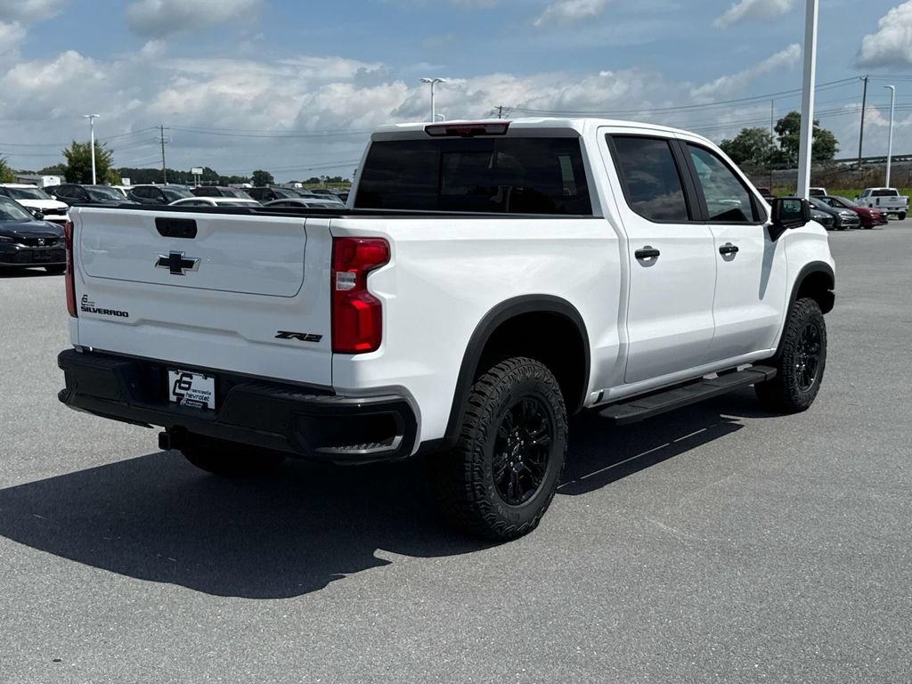 New 2026 Chevrolet Silverado 1500 ZR2 w/ Dark Appearance Package AWD/4WD image 12