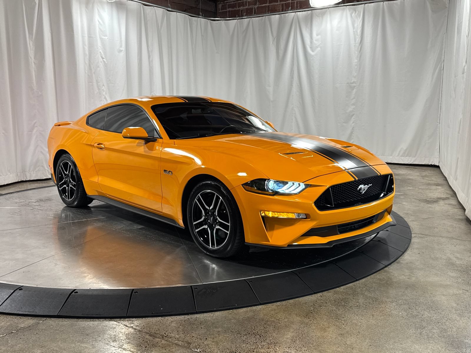 Used 2019 Ford Mustang GT RWD image 11