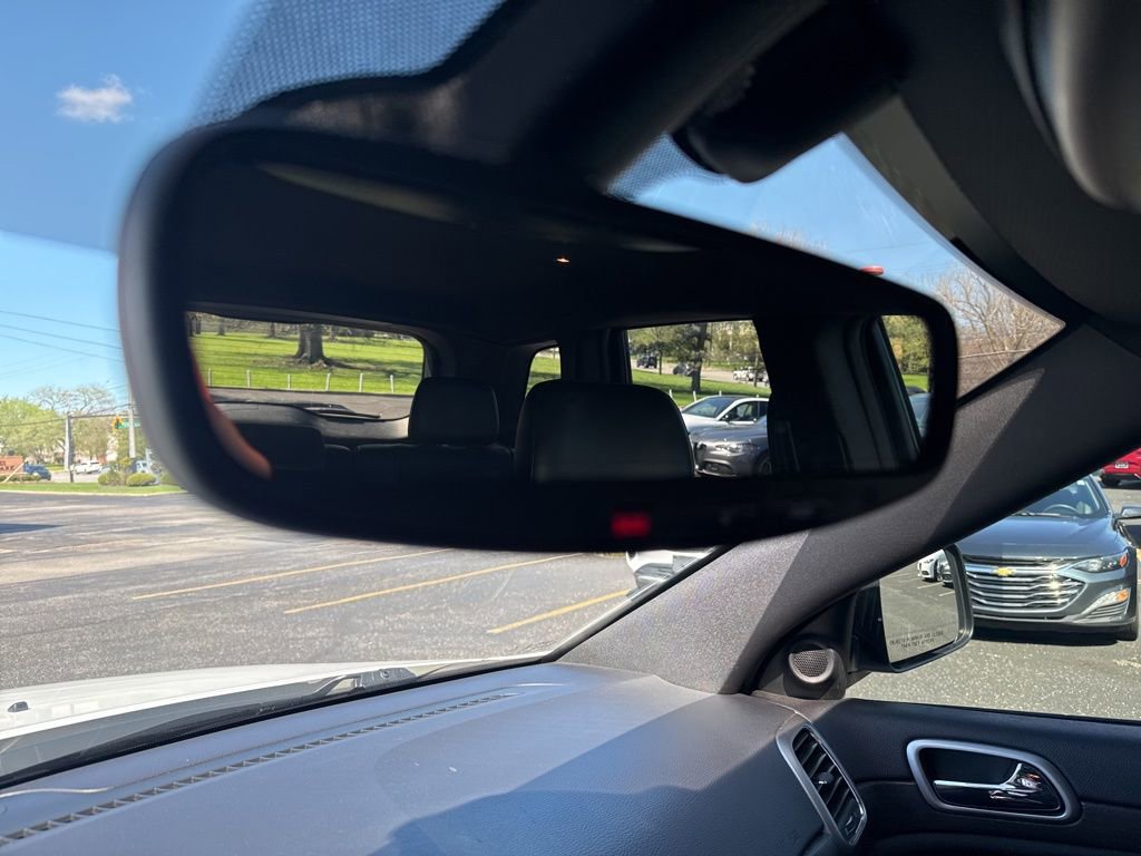 Used 2018 Jeep Grand Cherokee Altitude image 45