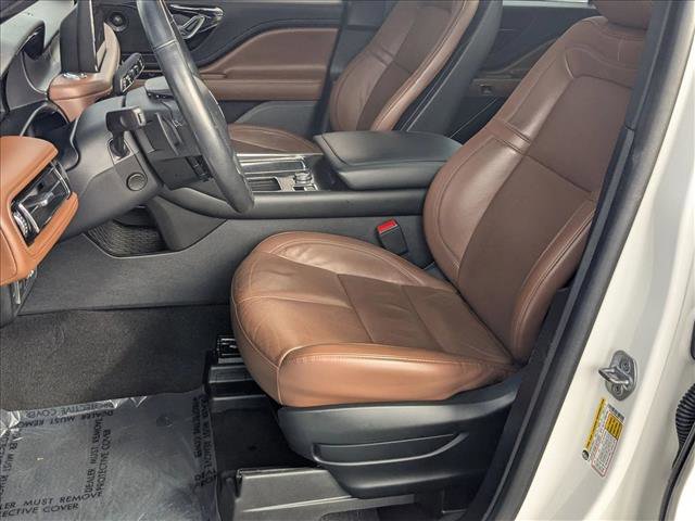 Used 2022 Lincoln Aviator Reserve w/ Class IV Trailer Tow Package image 17