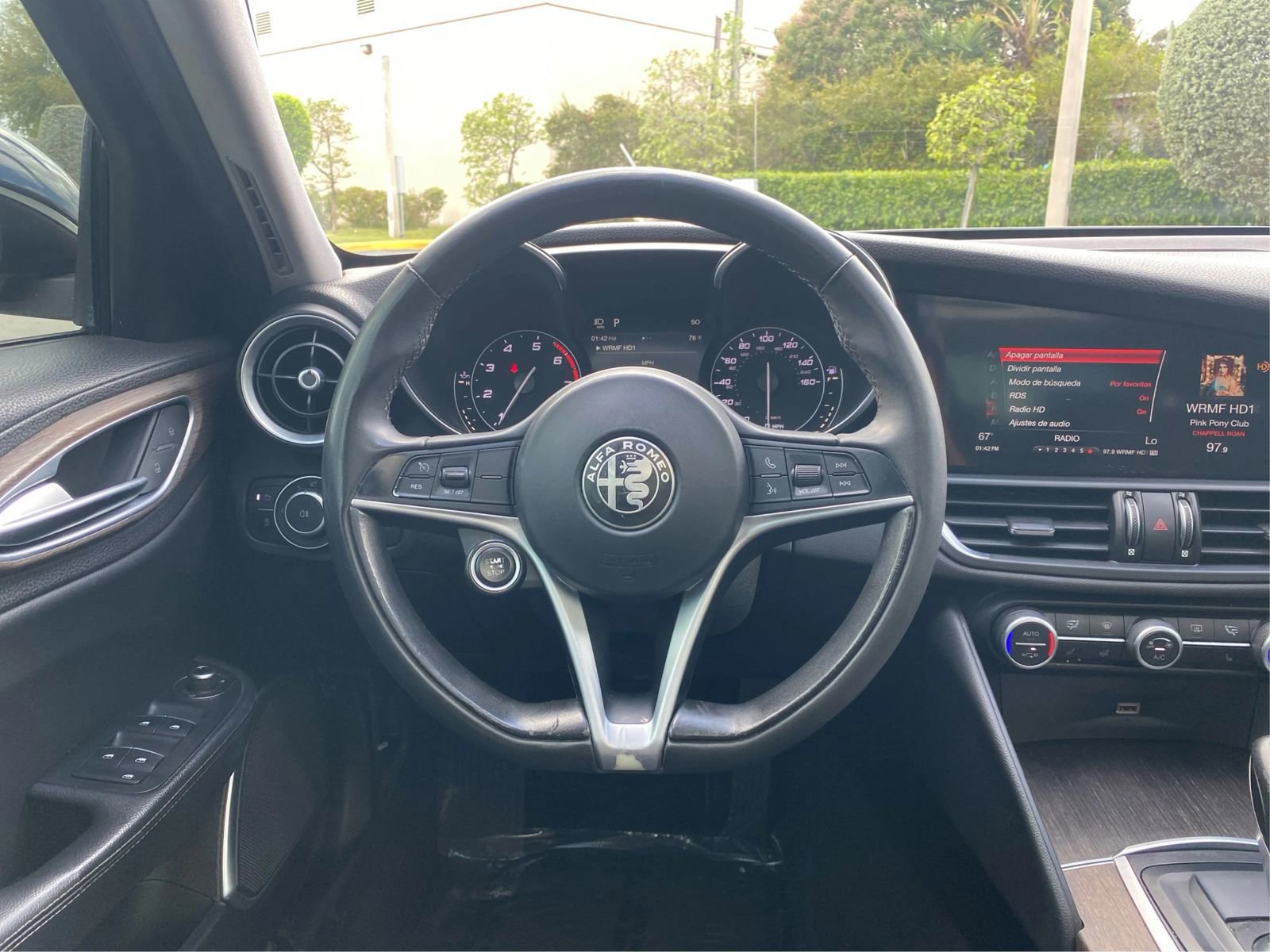Used 2018 Alfa Romeo Giulia Ti RWD image 12