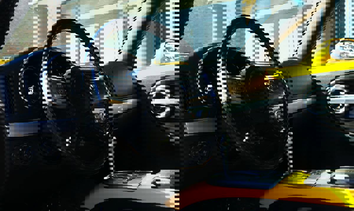 Used 2005 Chevrolet SSR w/ Preferred Equipment Group image 35