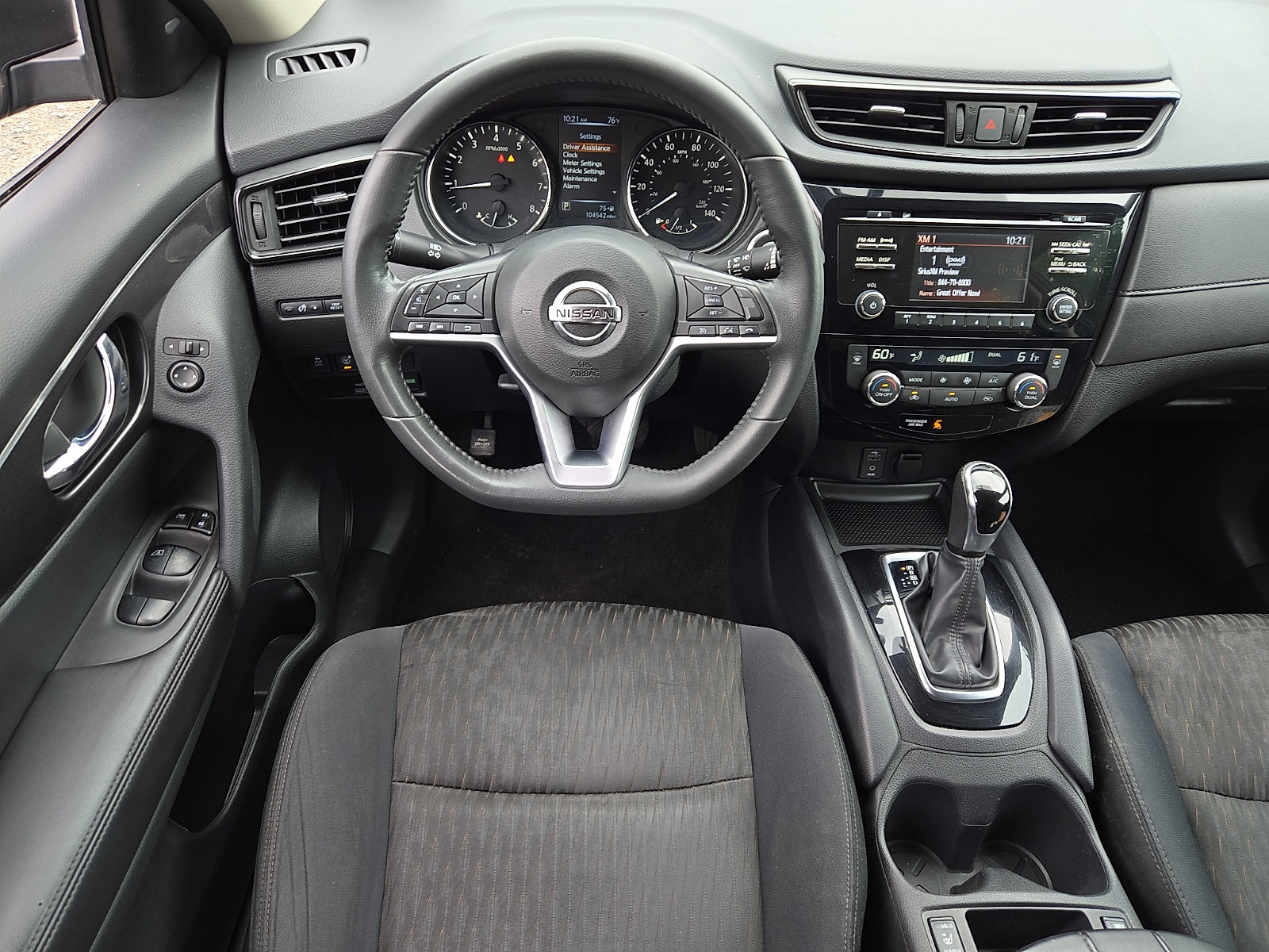Used 2017 Nissan Rogue SV w/ Midnight Edition AWD/4WD image 10