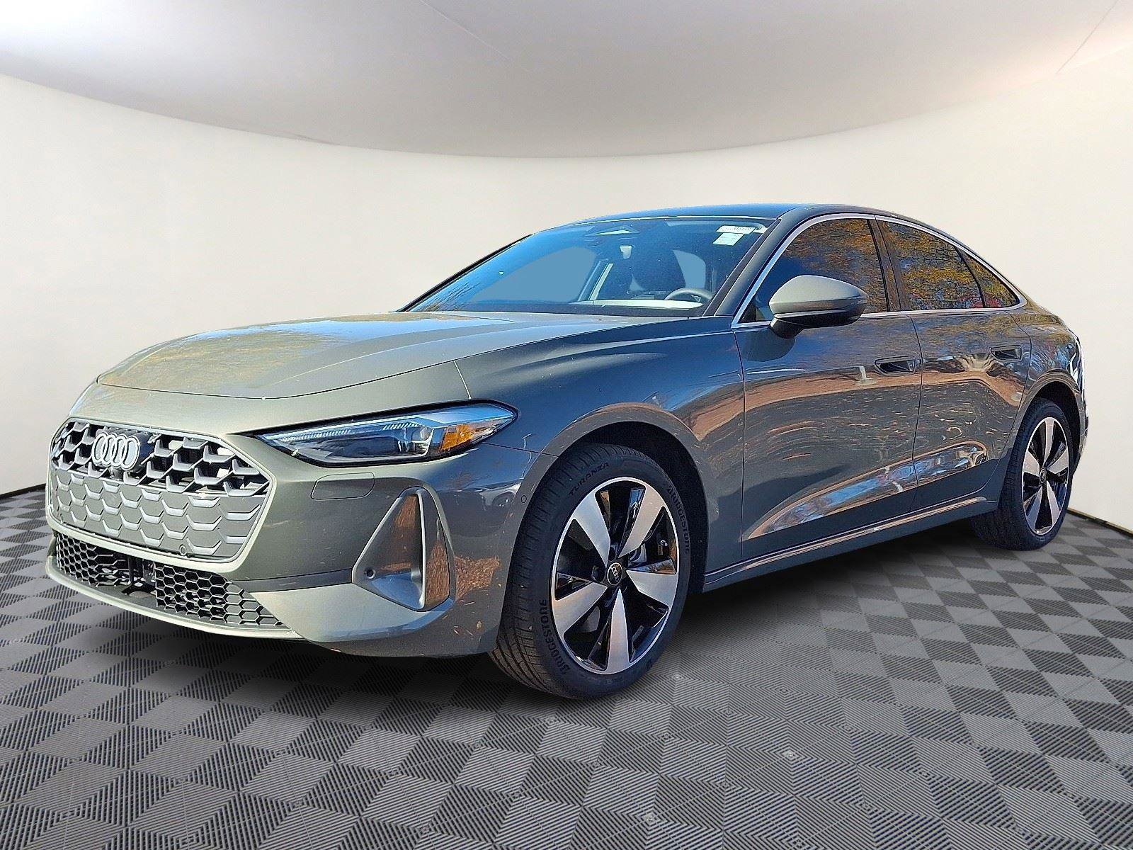 New 2025 Audi A5 2.0T Premium image 3