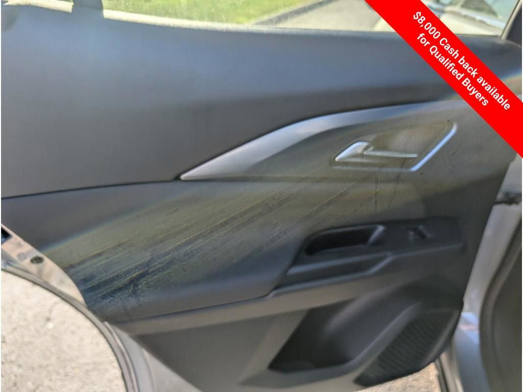 New 2026 Chevrolet Equinox EV LT image 11