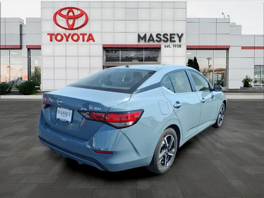 Used 2024 Nissan Sentra SV FWD image 3