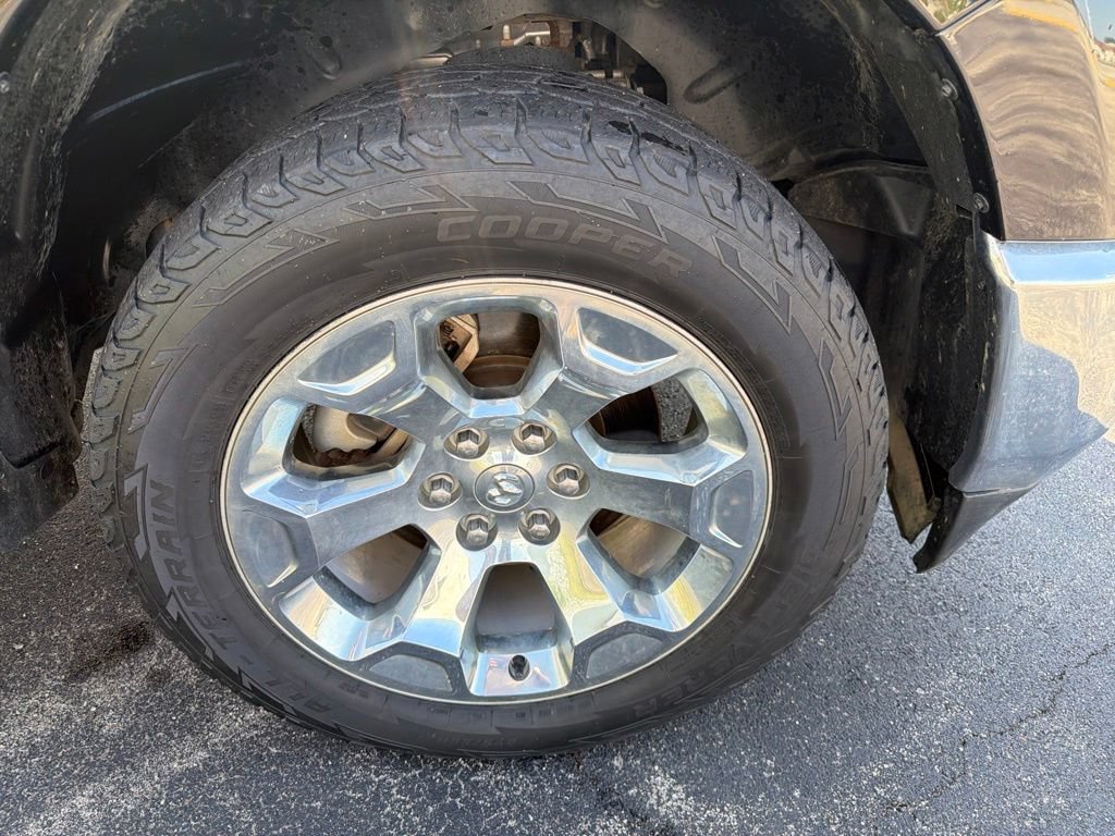 Used 2020 RAM 1500 Big Horn AWD/4WD image 14