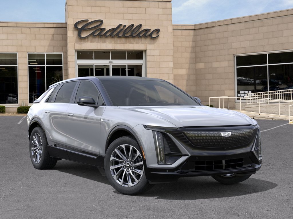 New 2027 Cadillac Lyriq Sport w/ LPO, Floor Liner Package AWD/4WD image 9