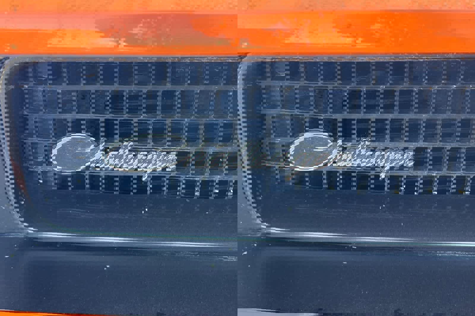 Used 2014 Dodge Challenger SXT image 15