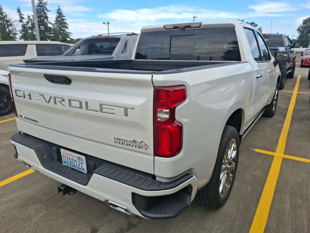 Certified 2023 Chevrolet Silverado 1500 High Country w/ High Country Premium Package AWD/4WD image 4