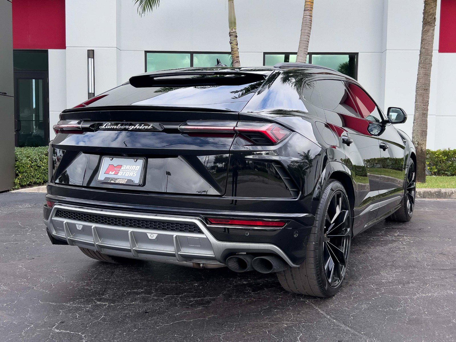 Used 2020 Lamborghini Urus AWD/4WD image 15