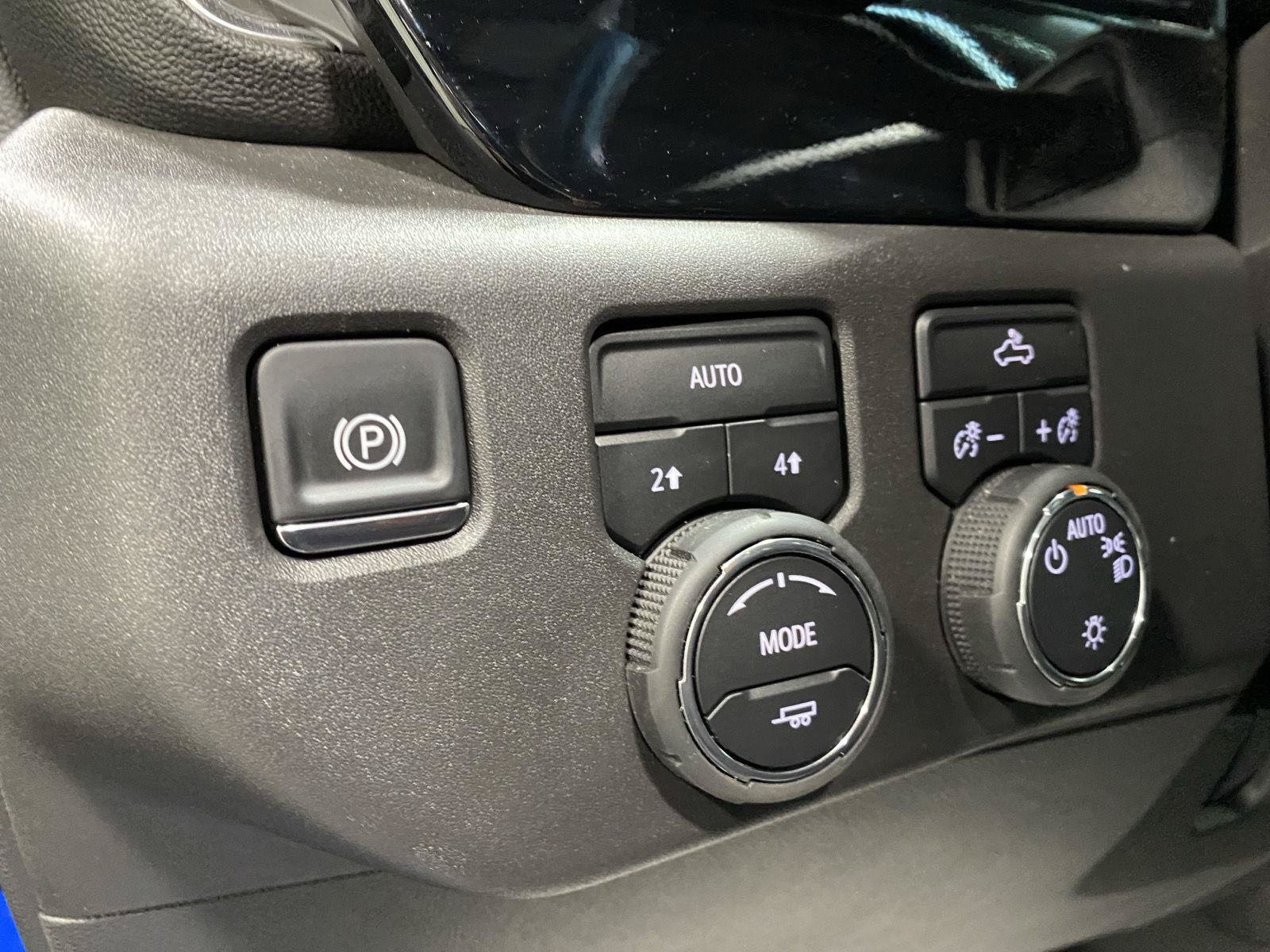 Used 2026 Chevrolet Silverado 1500 LT AWD/4WD image 19