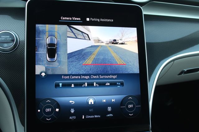 Used 2024 Mercedes-Benz CLE 450 4MATIC Cabriolet image 28