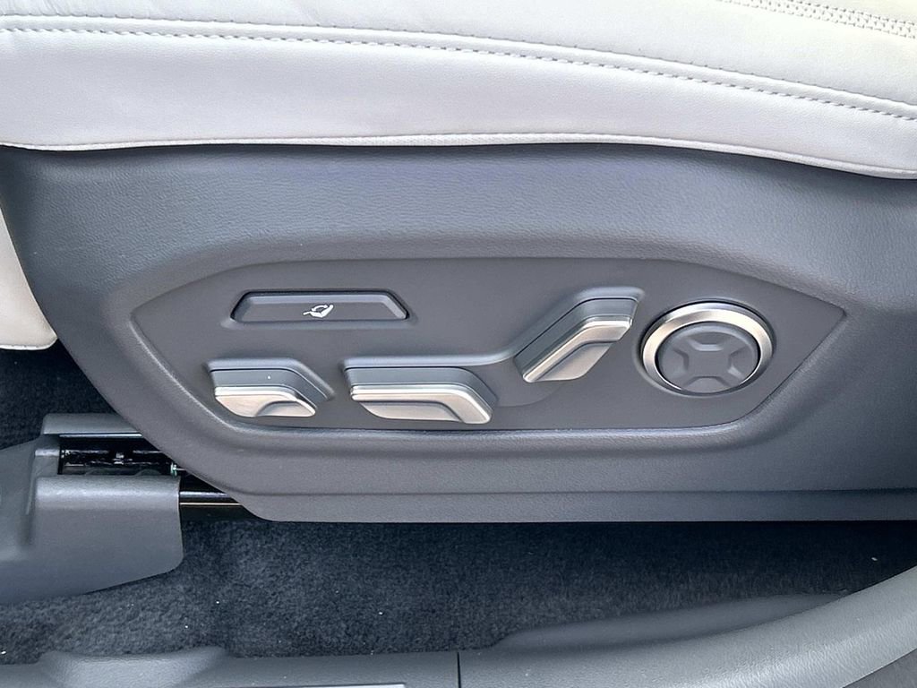 New 2026 Hyundai Santa Fe Calligraphy image 15