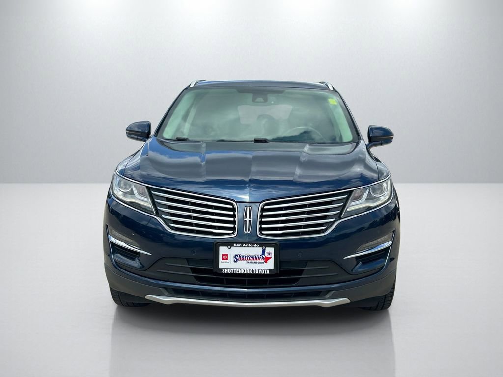 Used 2017 Lincoln MKC Reserve AWD/4WD image 2