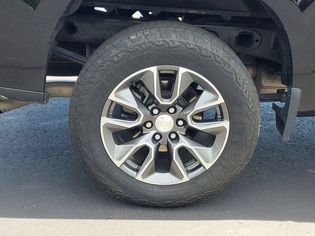 Certified 2024 Chevrolet Silverado 1500 LT AWD/4WD image 30