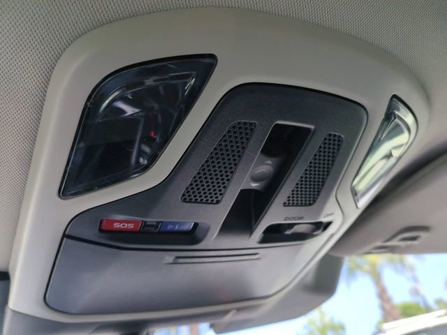 Used 2024 Subaru Outback Premium AWD/4WD image 23