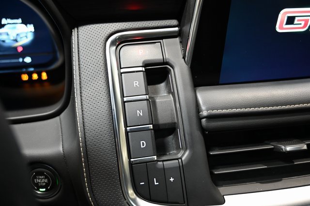 Used 2022 GMC Yukon SLT w/ SLT Premium Package image 20