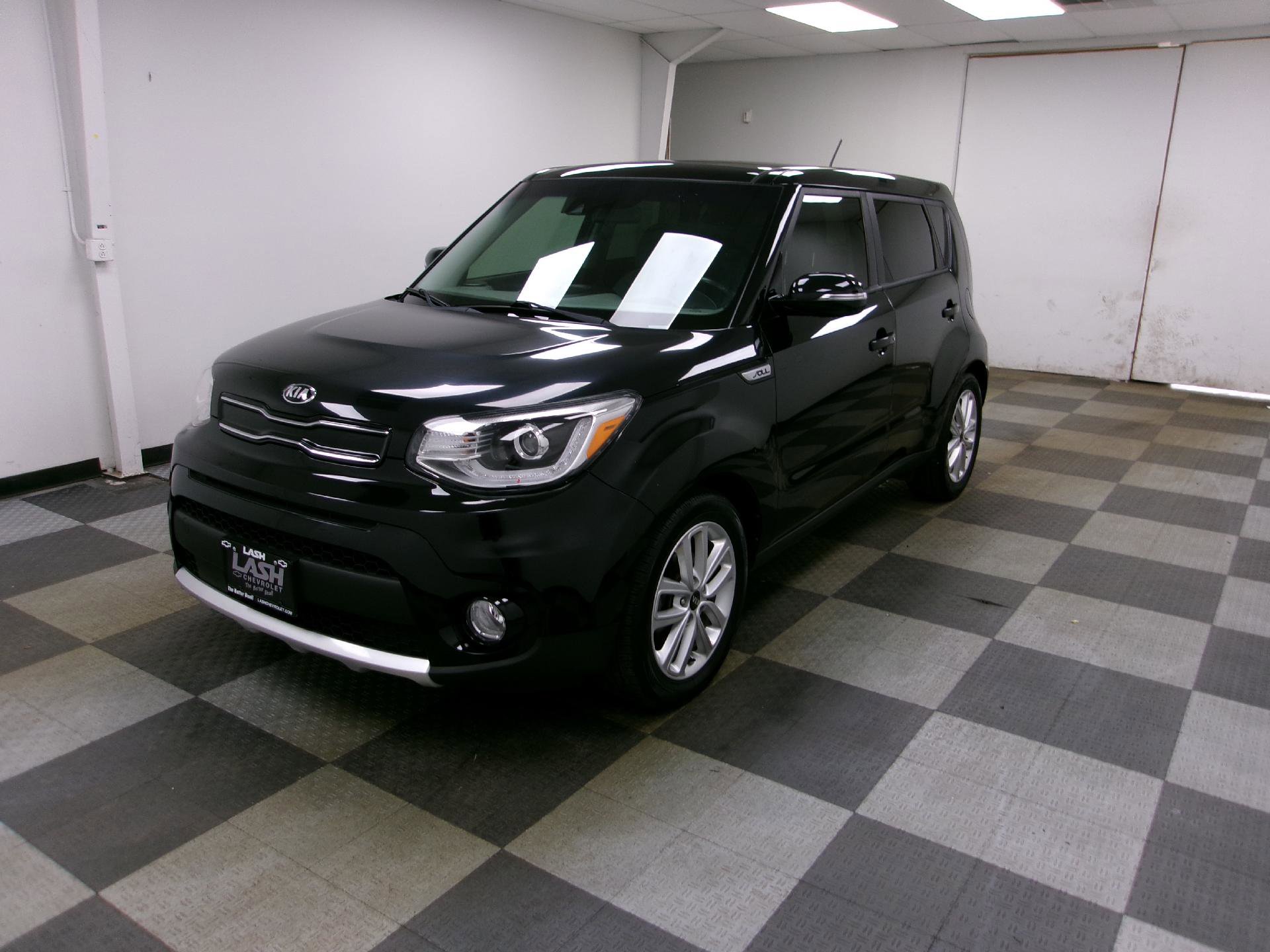 Used 2018 Kia Soul + w/ + Primo LIT Package