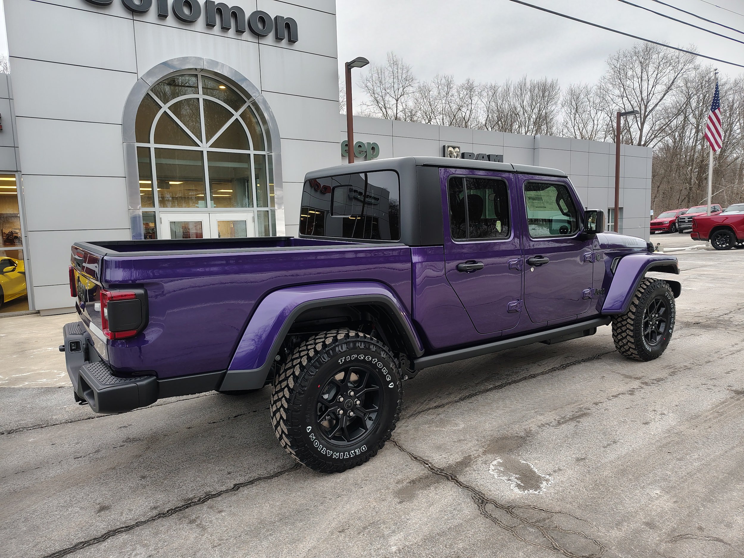 New 2026 Jeep Gladiator Sport AWD/4WD image 12