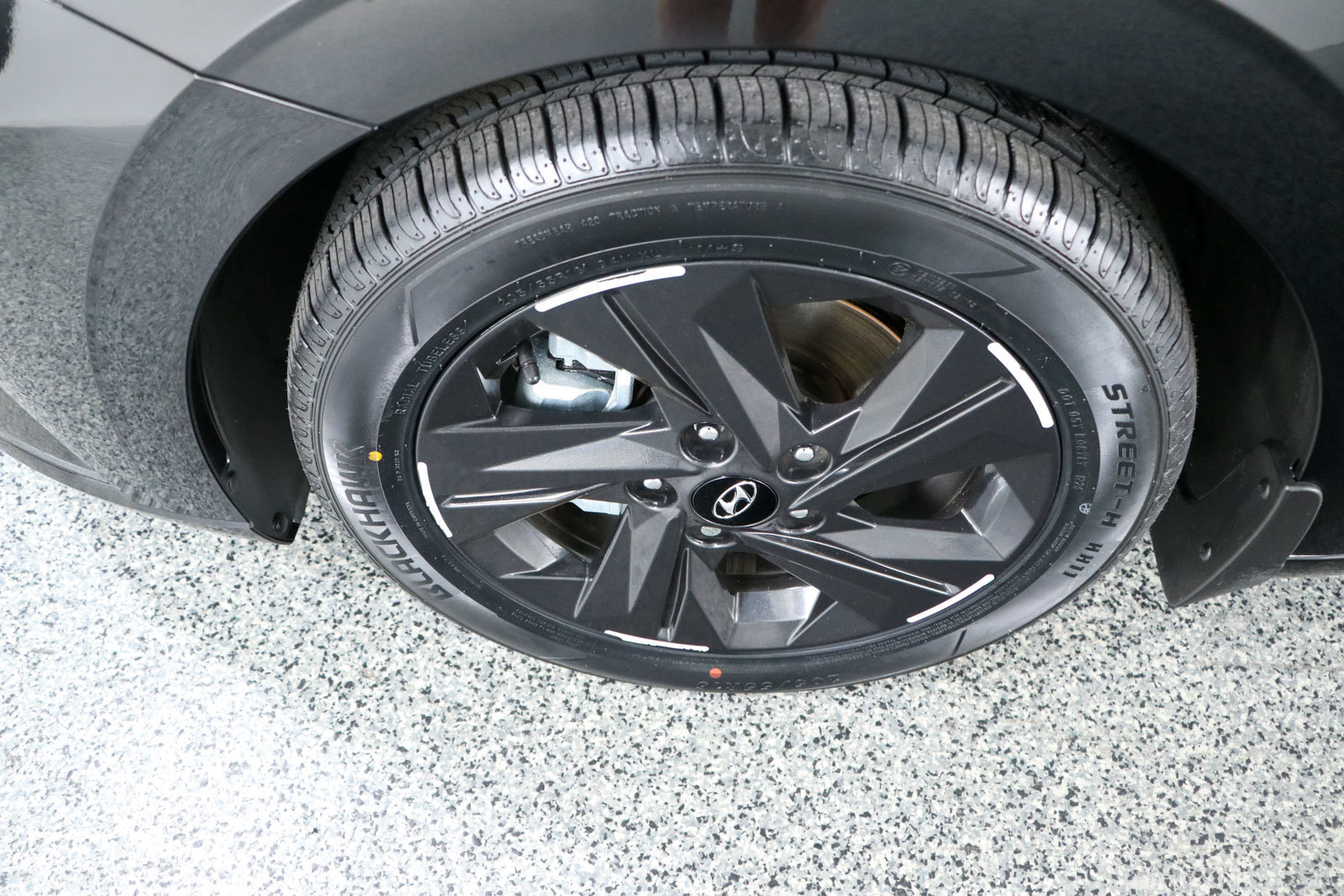 Used 2023 Hyundai Elantra SEL FWD image 11