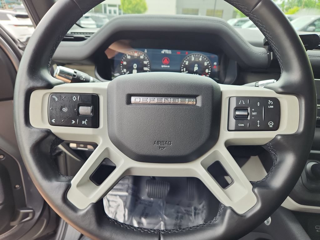 Used 2022 Land Rover Defender 90 X-Dynamic S AWD/4WD image 16