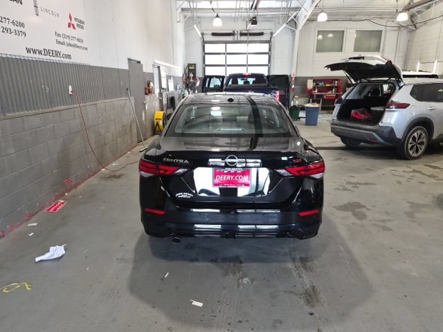 Used 2024 Nissan Sentra SR FWD image 4