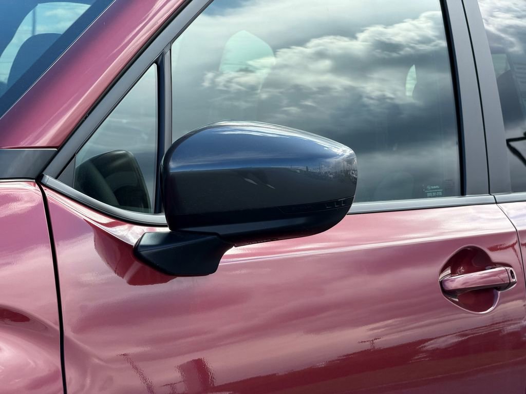 Used 2025 Subaru Forester Premium w/ Convenience Package #1 AWD/4WD image 9