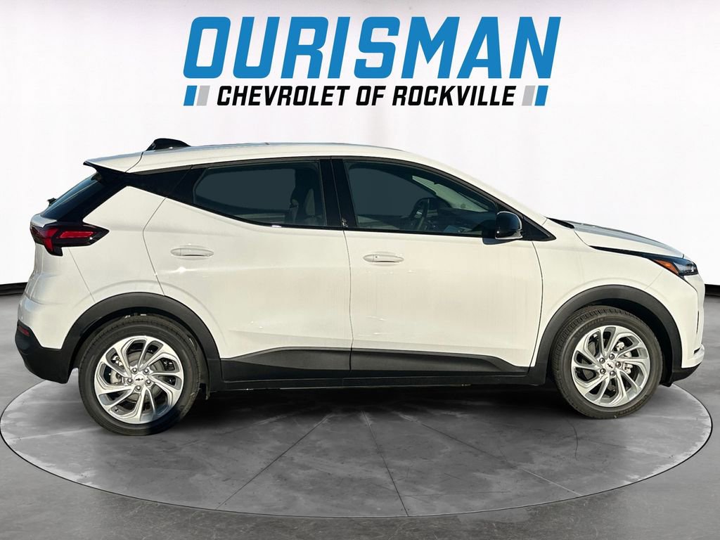 New 2027 Chevrolet Bolt LT w/ Comfort Package image 7