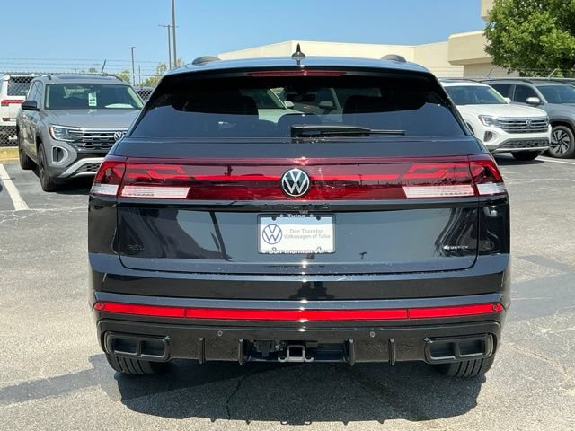 Certified 2026 Volkswagen Atlas Cross Sport SEL R-Line AWD/4WD image 4