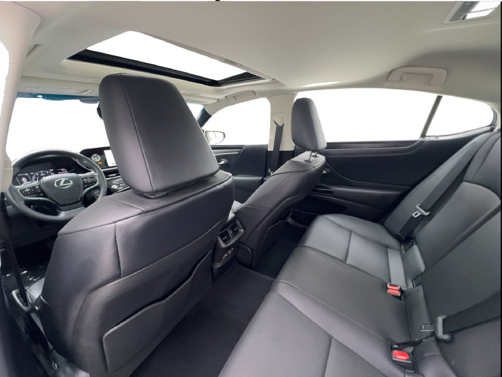 Used 2024 Lexus ES 350 w/ Premium Package FWD image 27