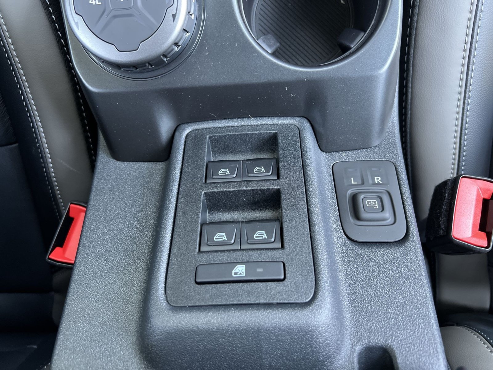 New 2026 Ford Bronco Outer Banks AWD/4WD image 15