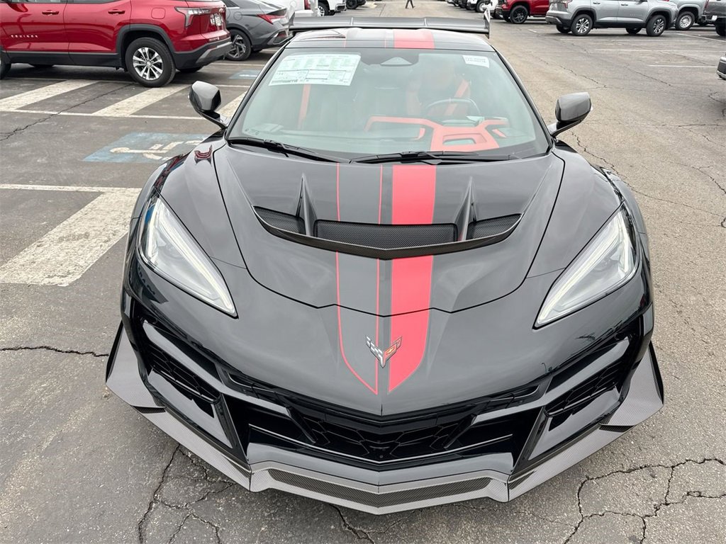 New 2026 Chevrolet Corvette ZR1 w/ ZR1 Carbon Fiber Aero Package image 16