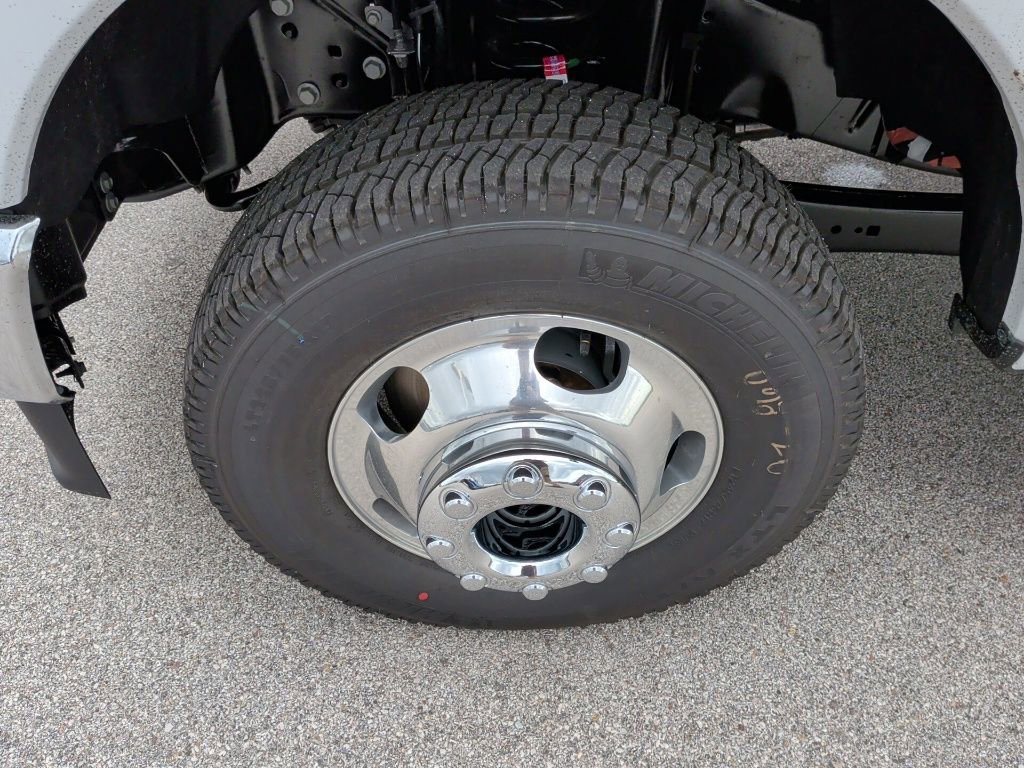 New 2026 Ford F350 XLT image 44