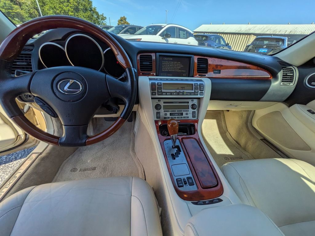 Used 2006 Lexus SC 430 Convertible w/ Preferred Accessory Pkg image 25