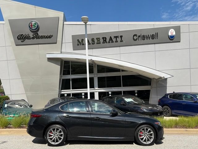 Used 2023 Alfa Romeo Giulia Sprint AWD/4WD image 3