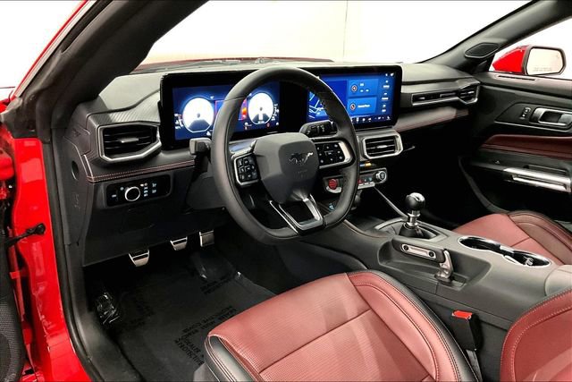 Used 2025 Ford Mustang GT Premium w/ GT Performance Package RWD image 17